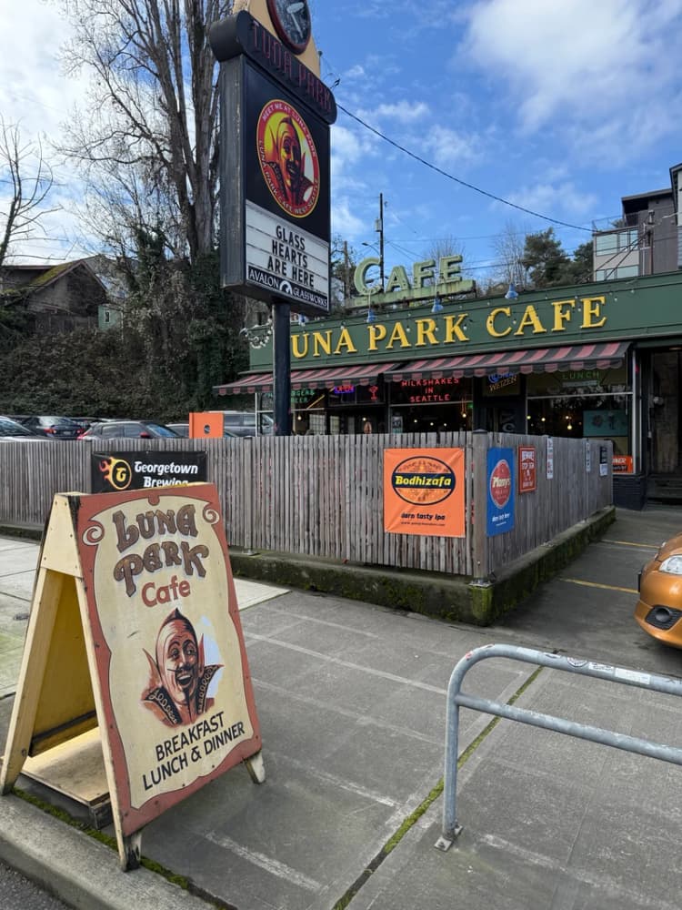 Picture of Luna Park Cafe